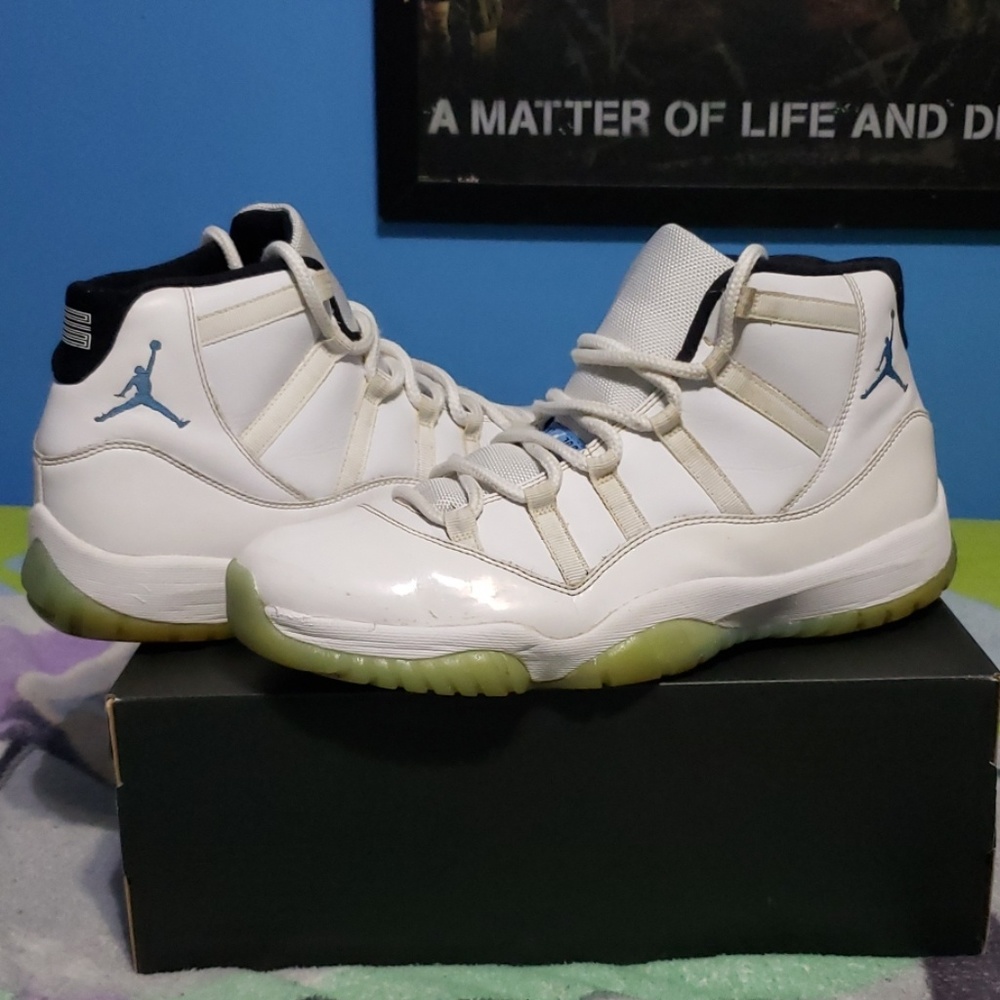 Used 2014 Jordan 11 "Legend Blue" Mens Size 12